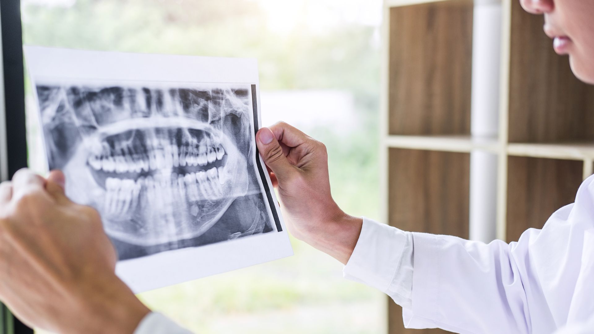 患者さんが歯医者に行く理由７選【歯医者に行くべきサインとは？】