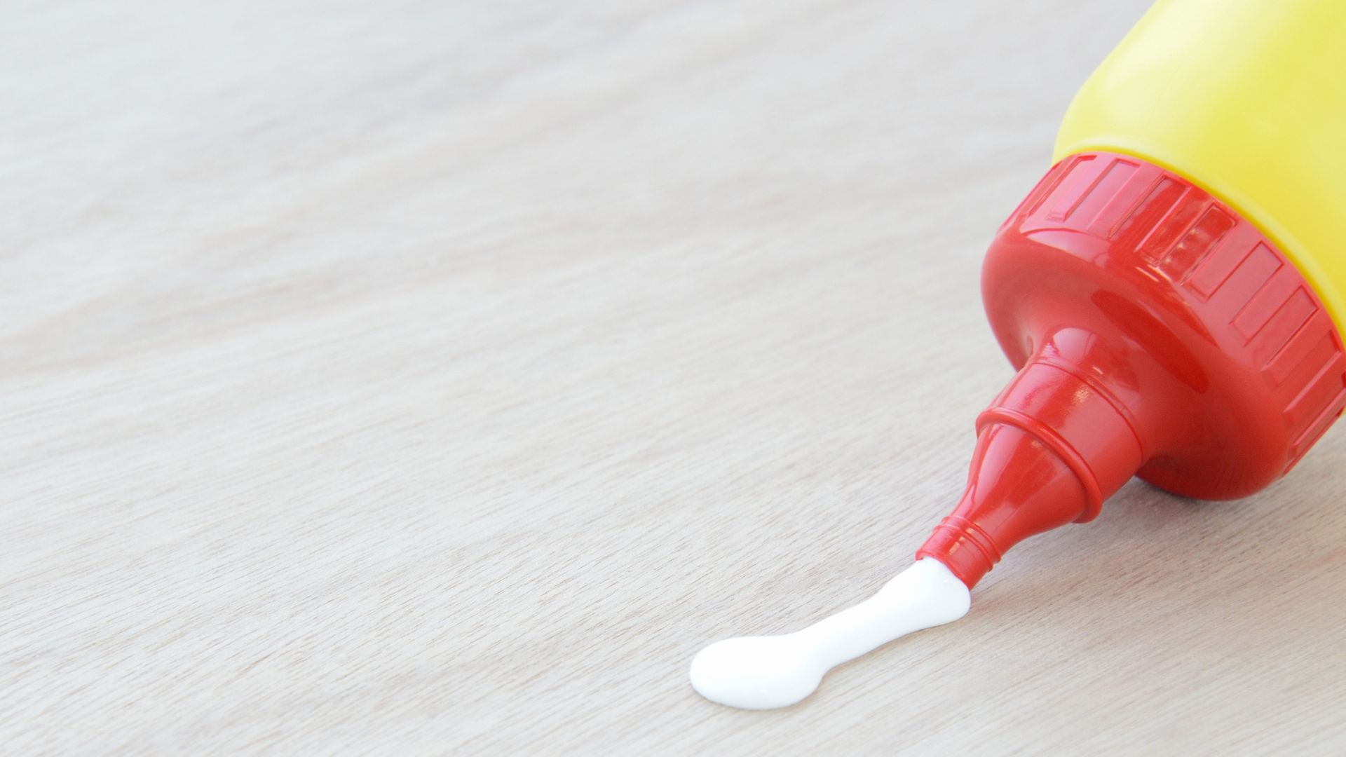 歯医者の接着剤って何？市販のセメダインと何が違うのか徹底解説