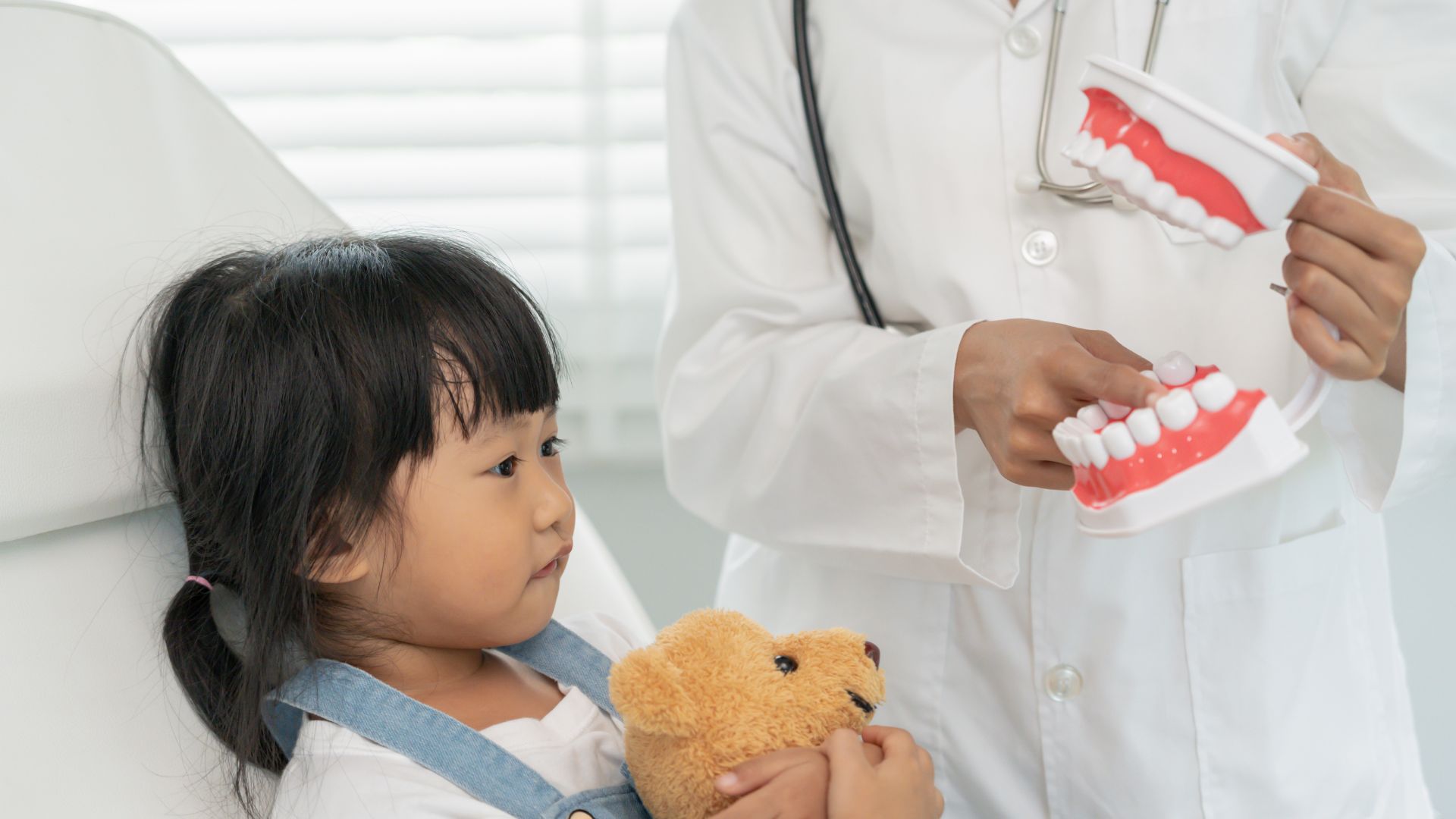子どもの歯並びは遺伝だけじゃない？生活習慣が与える影響